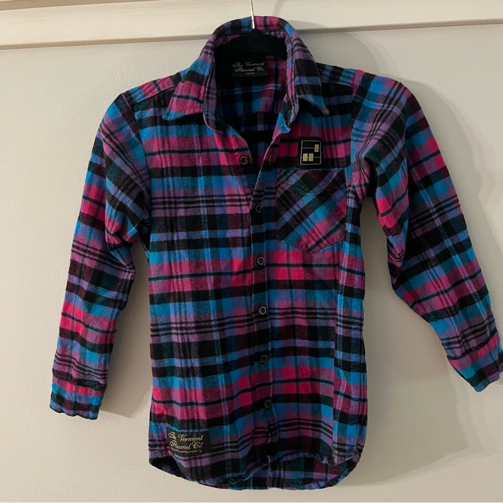 The Vermont Flannel Co Plaid Shirt
Youth small